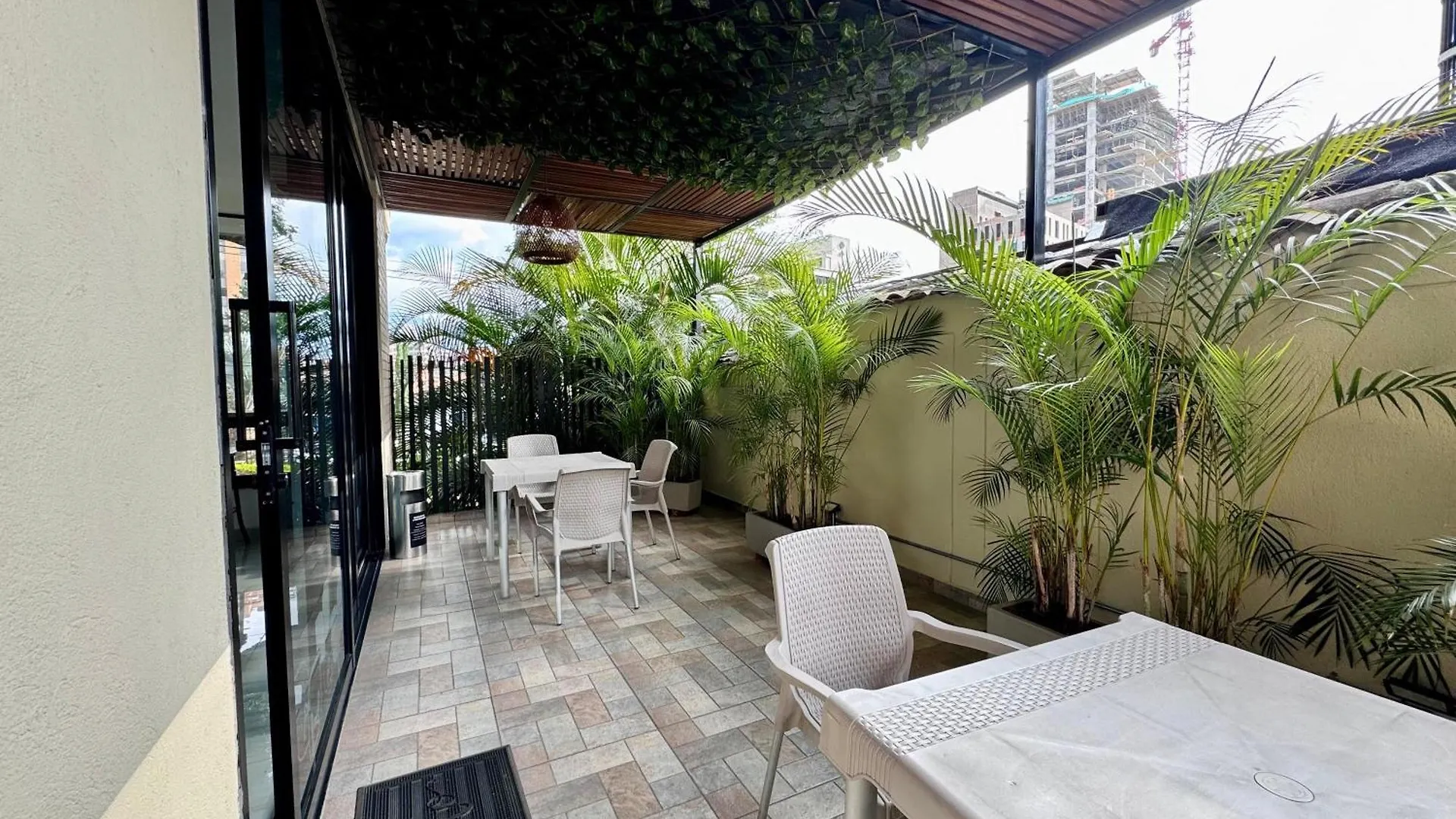 Ecohub Hotel Медельин