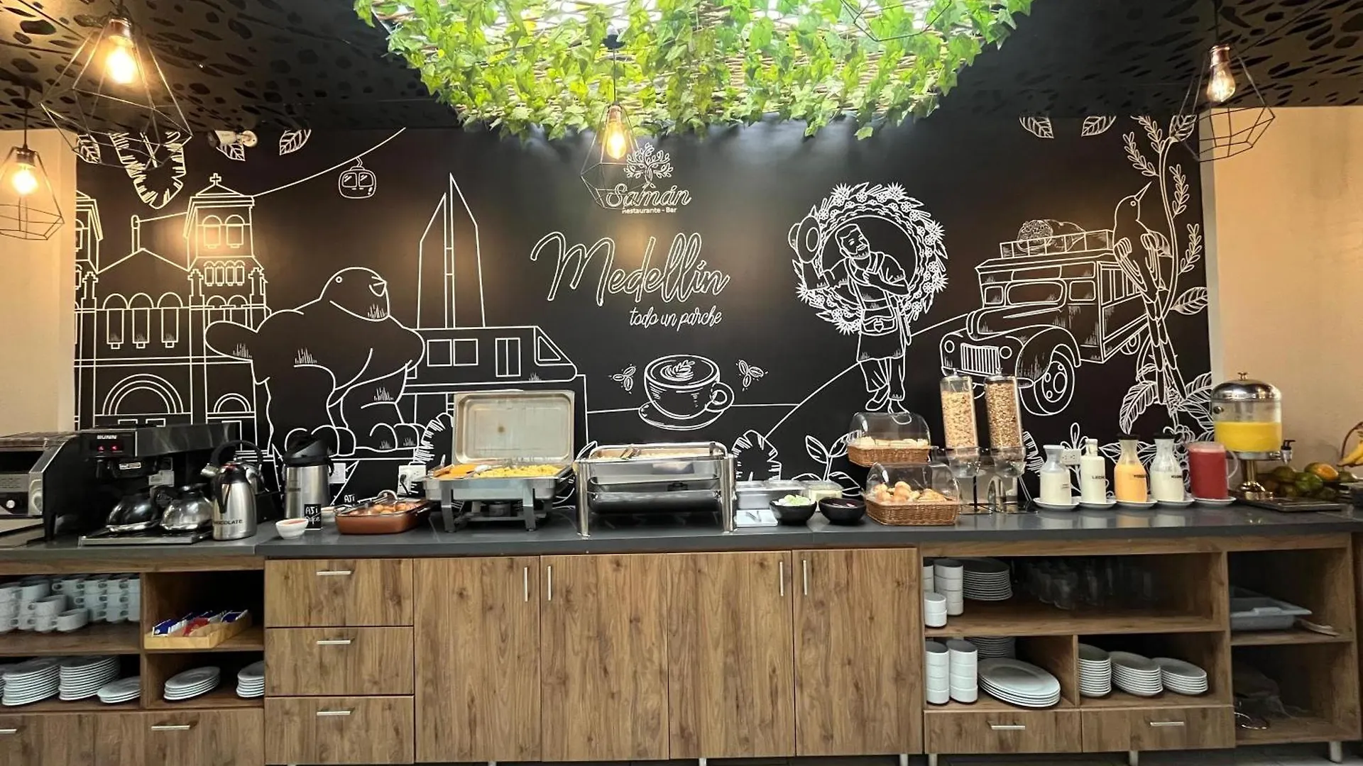 Ecohub Hotel Медельин