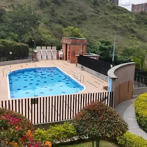 Apartamento Apartamento Amoblado Altos De Calasanz, Medellín