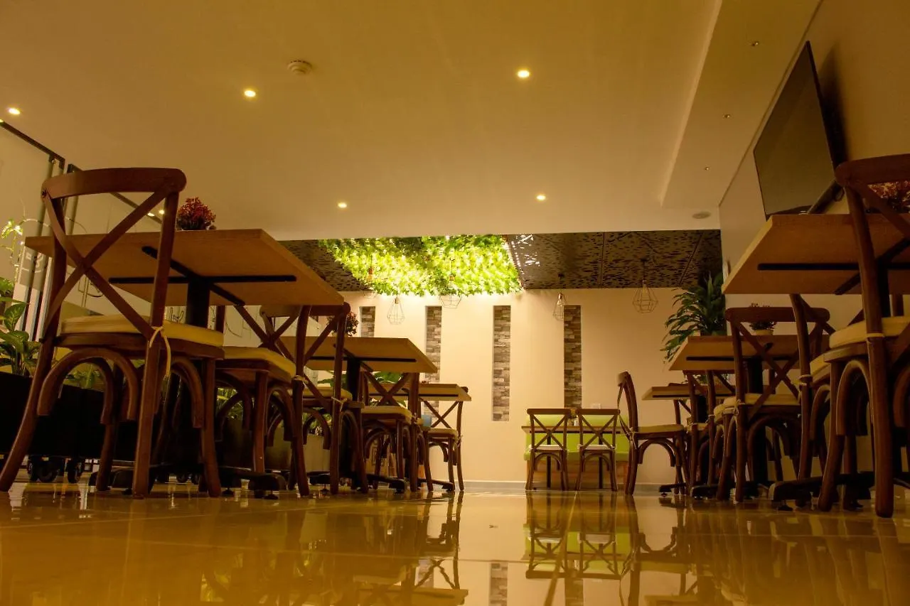 Ecohub Hotel Medellín 4*,