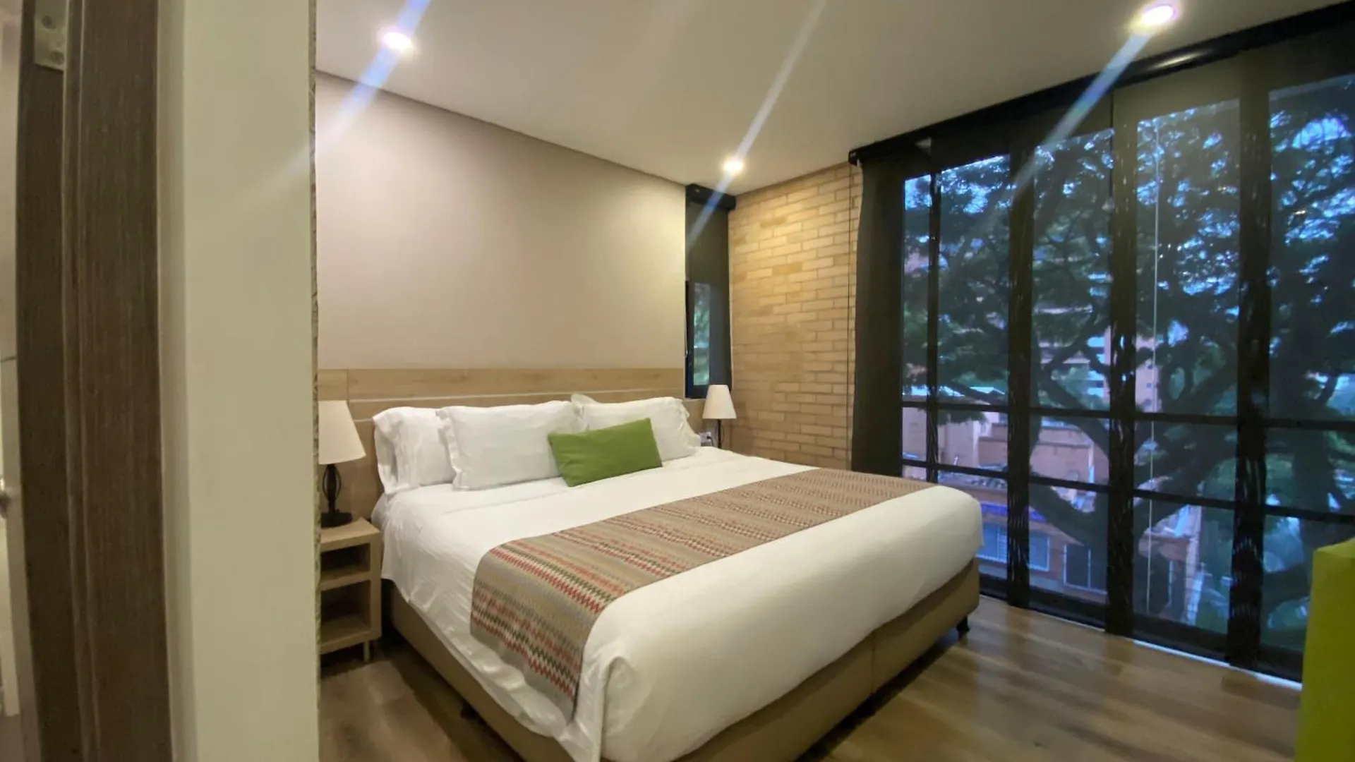 Ecohub Hotel メデジン 4*,  コロンビア
