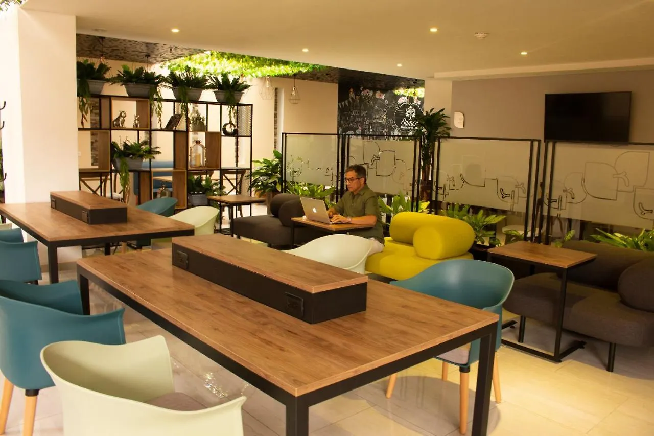 Ecohub Hotel Medellín